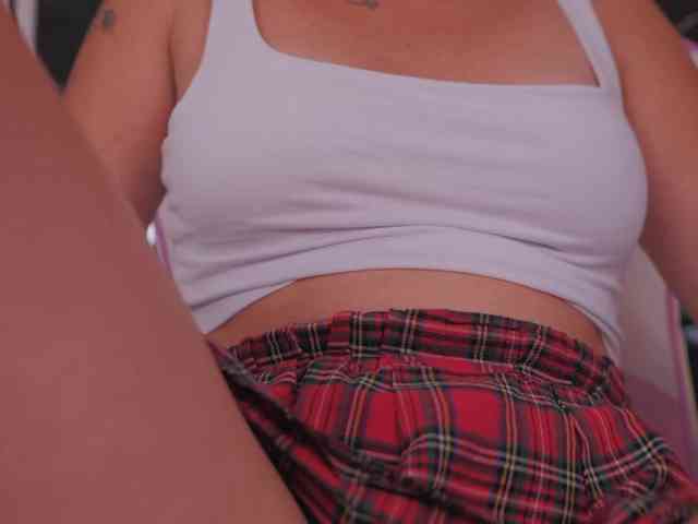 DiamondAva webcam