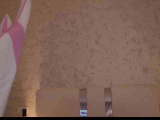 DiamondAva webcam