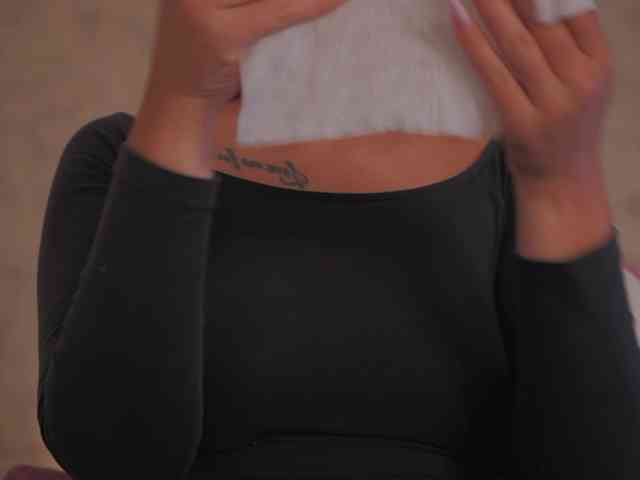 DiamondAva webcam