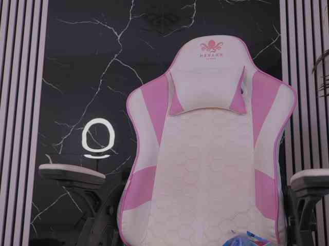 DiamondAva webcam