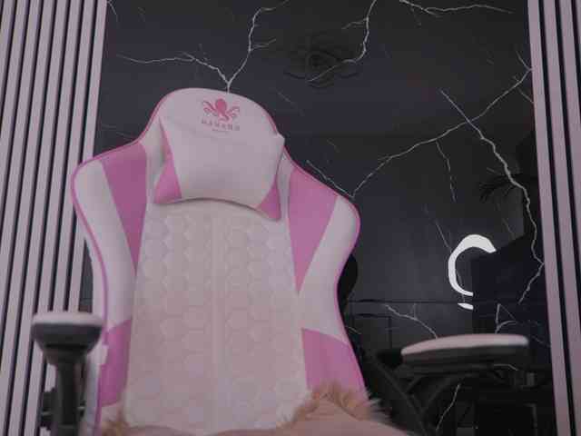 DiamondAva webcam