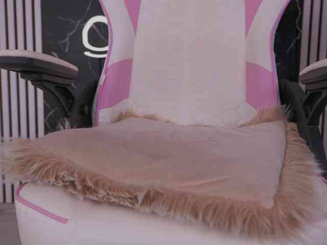 DiamondAva webcam