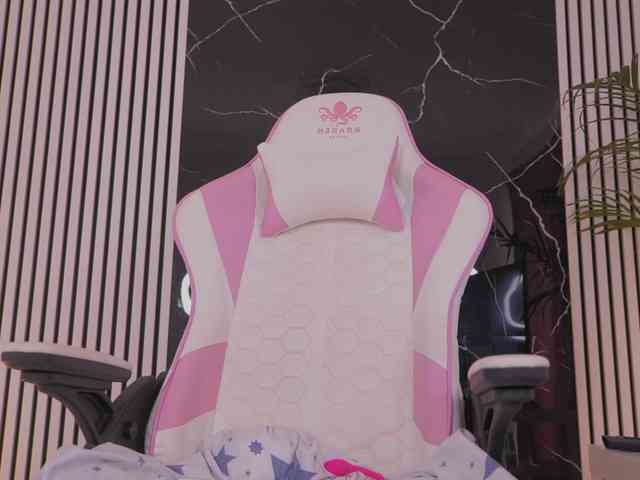 DiamondAva webcam