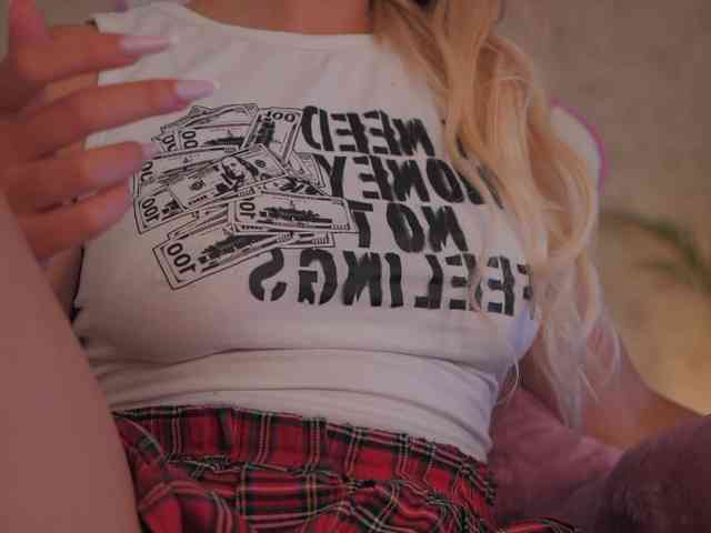 DiamondAva
