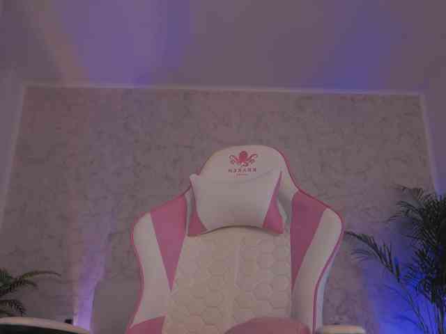 DiamondAva webcam