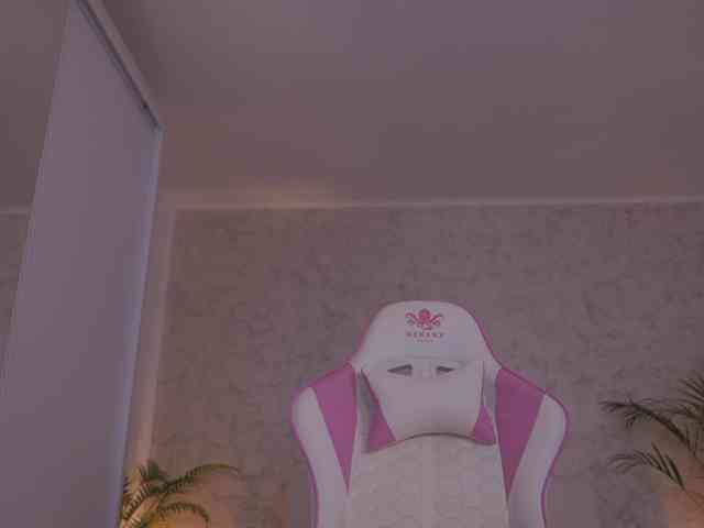 Modella: DiamondAva
