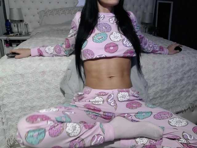 PinkNicolle live cam on BongaCams