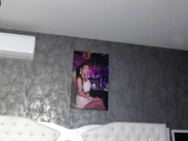 PinkNicolle live cam