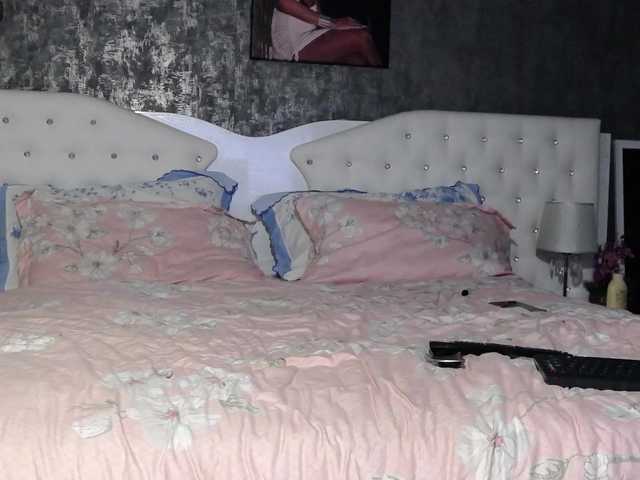 PinkNicolle live cam on BongaCams