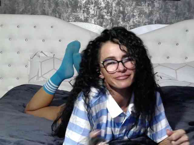 PinkNicolle webcam