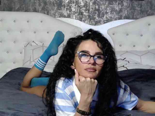 PinkNicolle webcam