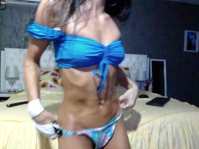 PinkNicolle webcam