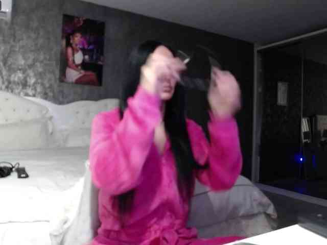 PinkNicolle webcam
