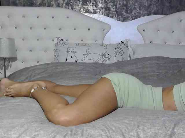 PinkNicolle webcam