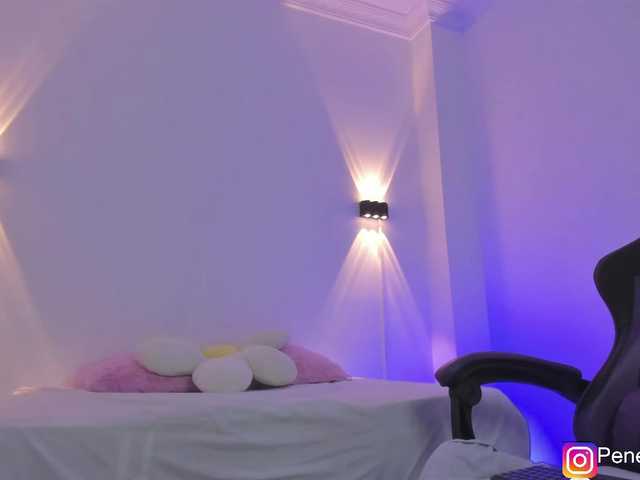 penelope22x — live female cam