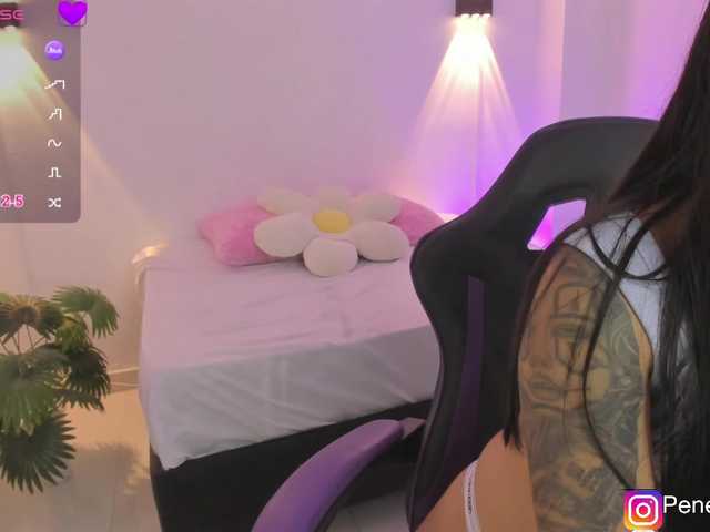 penelope22x live webcam show
