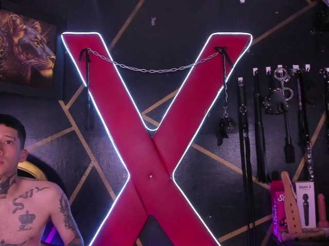 alexa-n-alex live cam on UnifiedCams