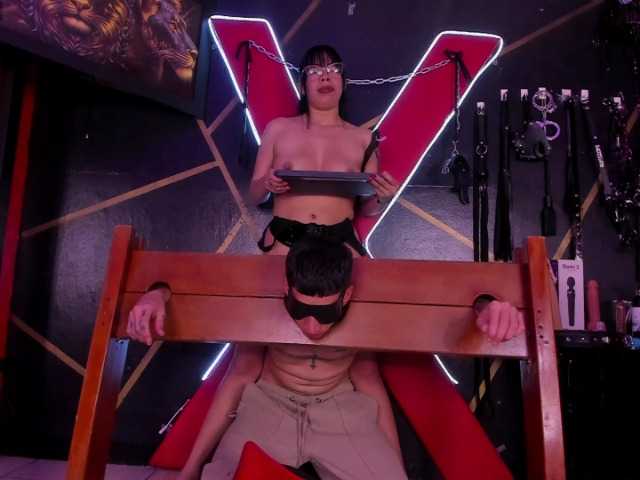 alexa-n-alex cam belle