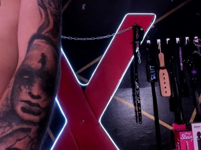 alexa-n-alex's BongaCams show and profile