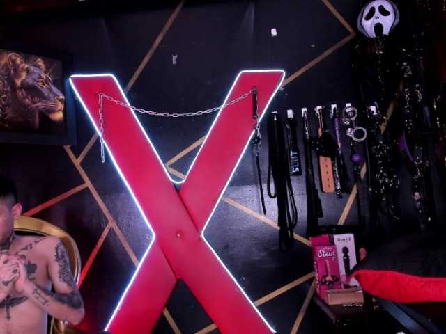 alexa-n-alex's BongaCams show and profile