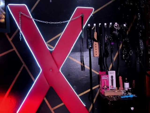 alexa-n-alex's BongaCams show and profile