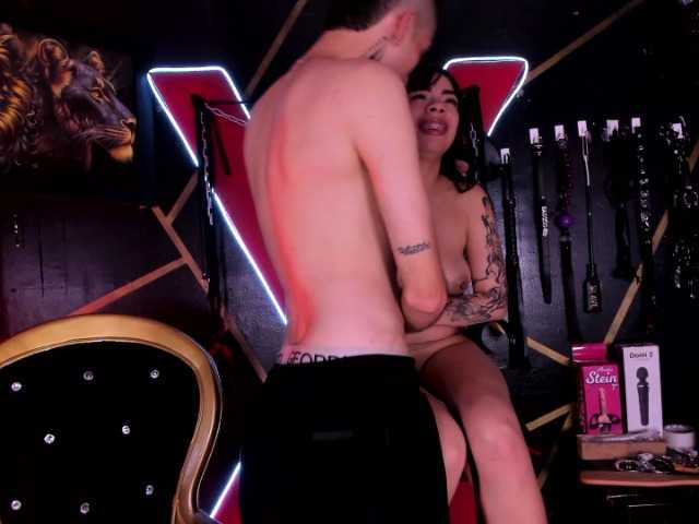 alexa-n-alex live sex show