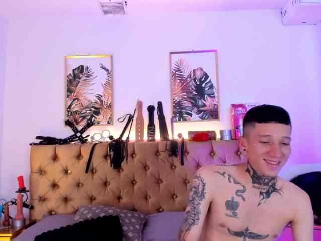 alexa-n-alex webcam