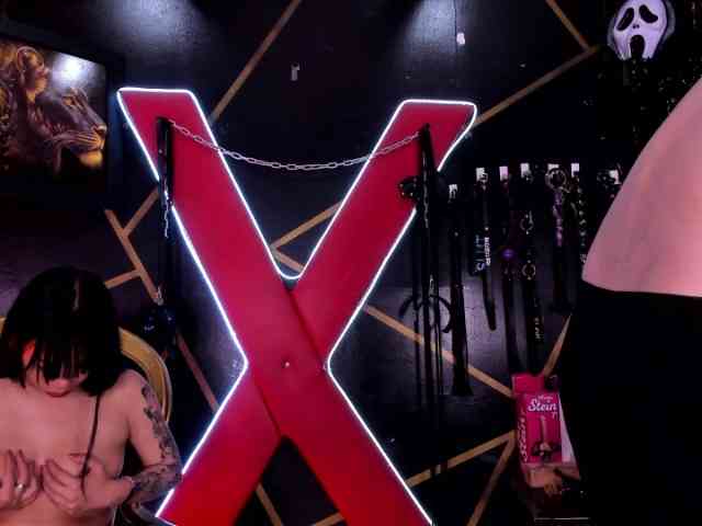 alexa-n-alex webcam