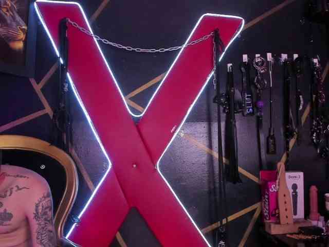 Modelo: alexa-n-alex