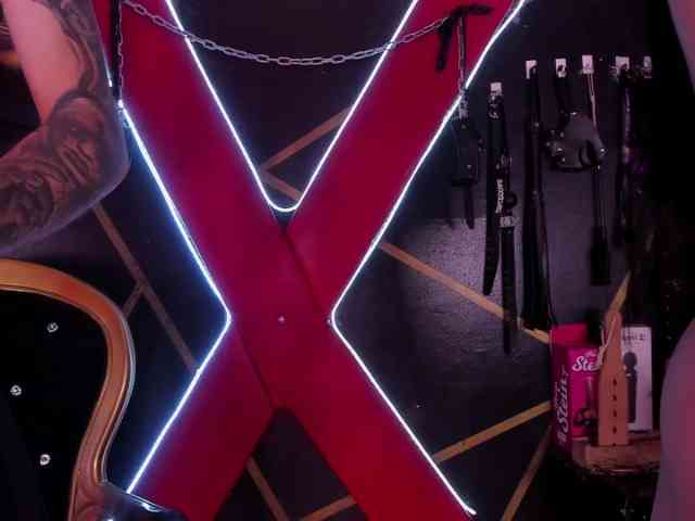 alexa-n-alex webcam