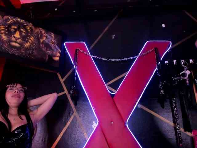 Live stream of alexa-n-alex