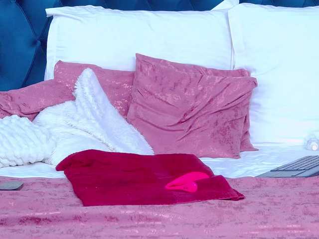 EmmaXXXQueen live cam on BongaCams