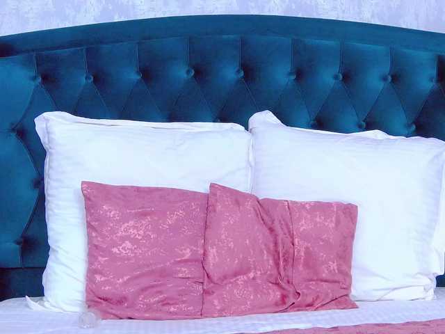 EmmaXXXQueen live cam on BongaCams