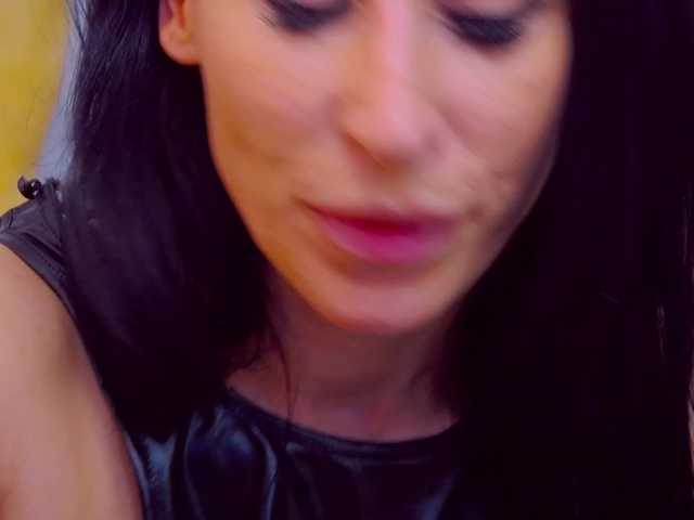 EmmaXXXQueen