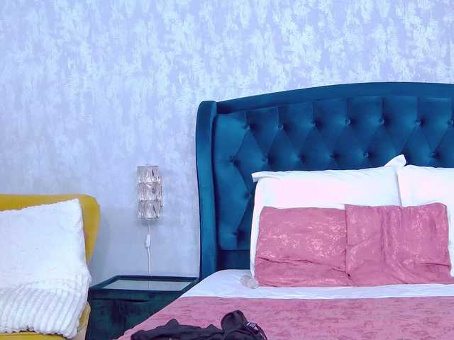 EmmaXXXQueen live cam on BongaCams