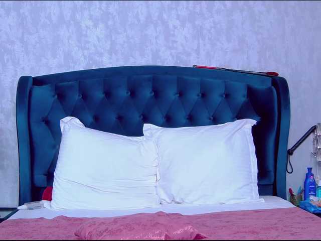 EmmaXXXQueen webcam