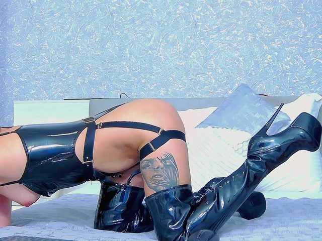 EmmaXXXQueen