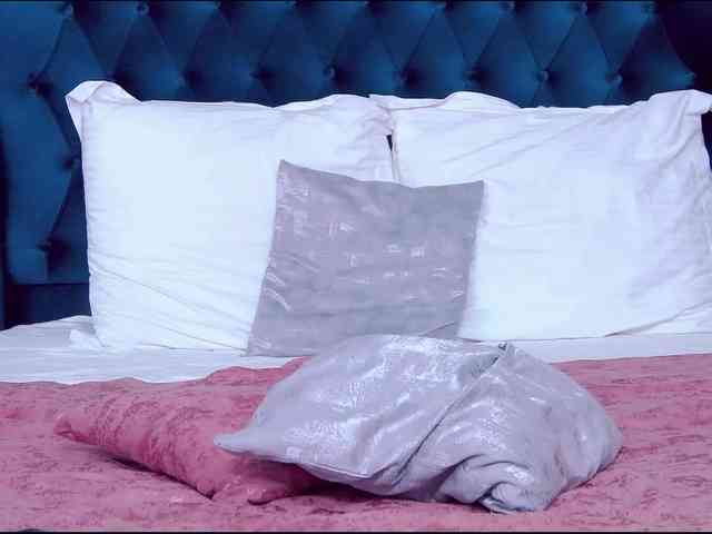 EmmaXXXQueen webcam