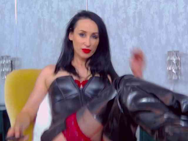 EmmaXXXQueen webcam