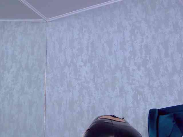 EmmaXXXQueen webcam