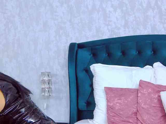 EmmaXXXQueen webcam