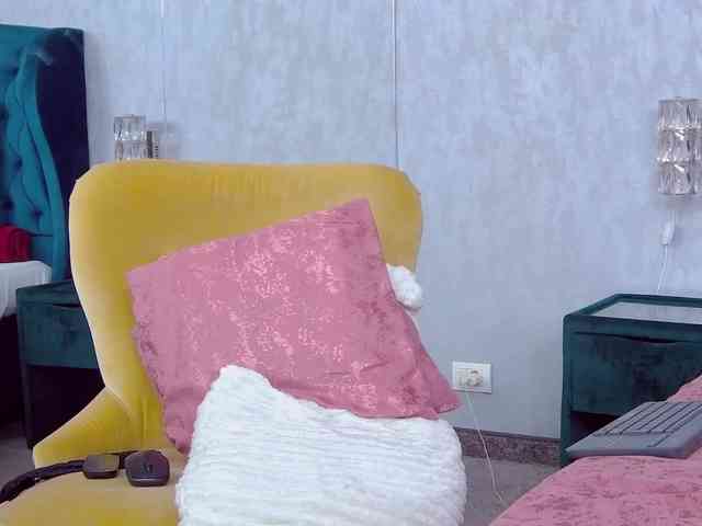 EmmaXXXQueen webcam