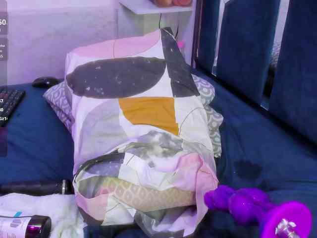 Veronica-Ryan webcam