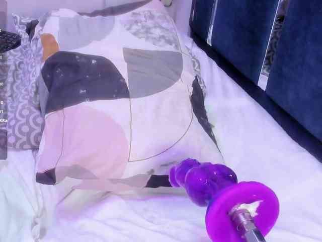 Veronica-Ryan webcam