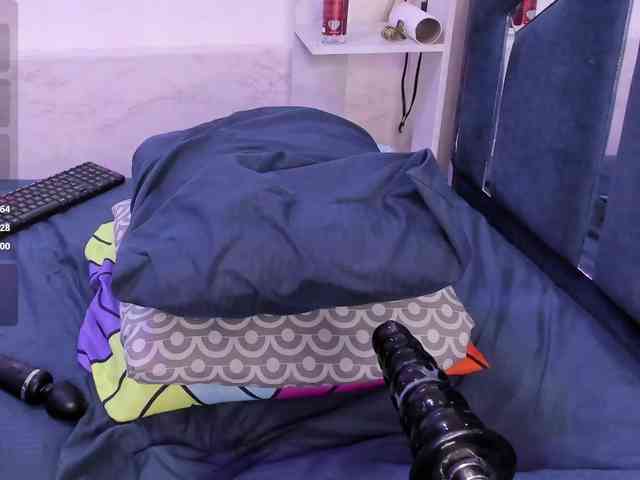 Veronica-Ryan webcam