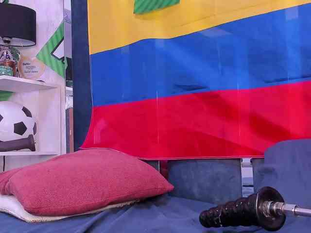 Veronica-Ryan webcam