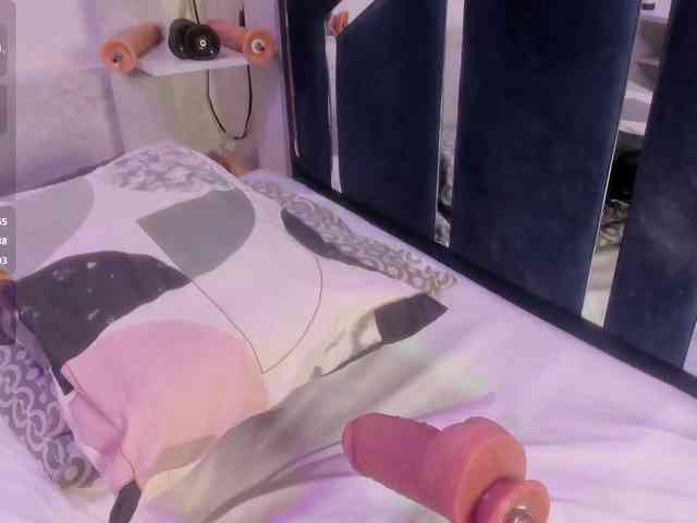 Veronica-Ryan webcam