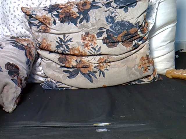 sweetvanilla1999 live cam on BongaCams