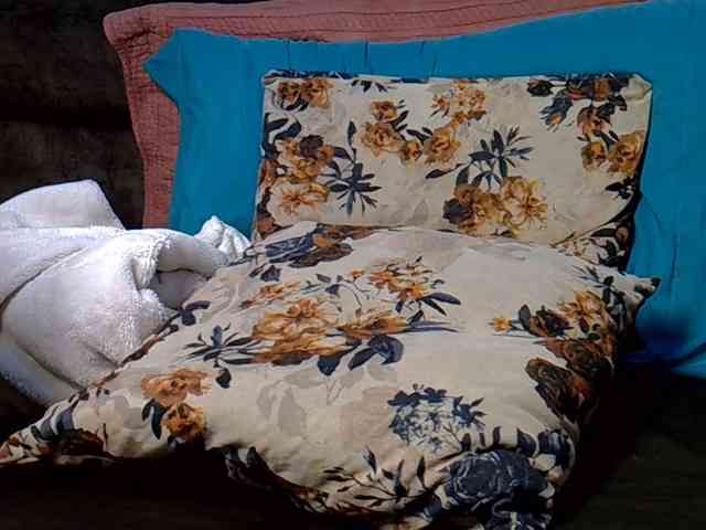 sweetvanilla1999 webcam