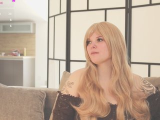 LikaBerry Porn Show